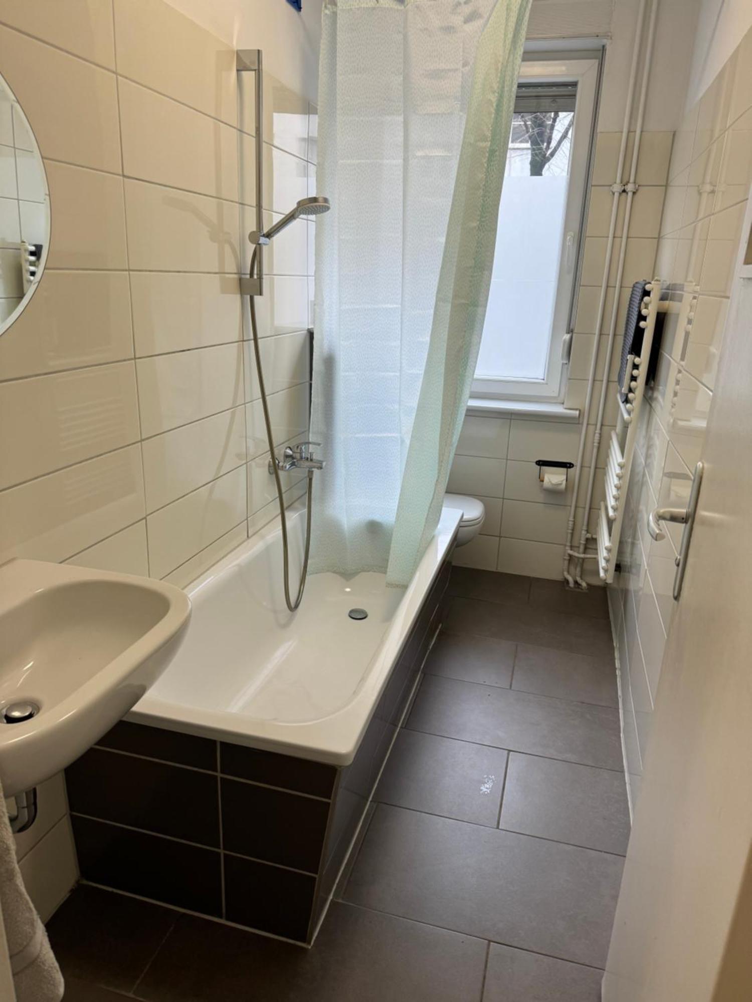 Berlin Pur - Wohnung Fuer Bis Zu 12 Personen Exterior foto
